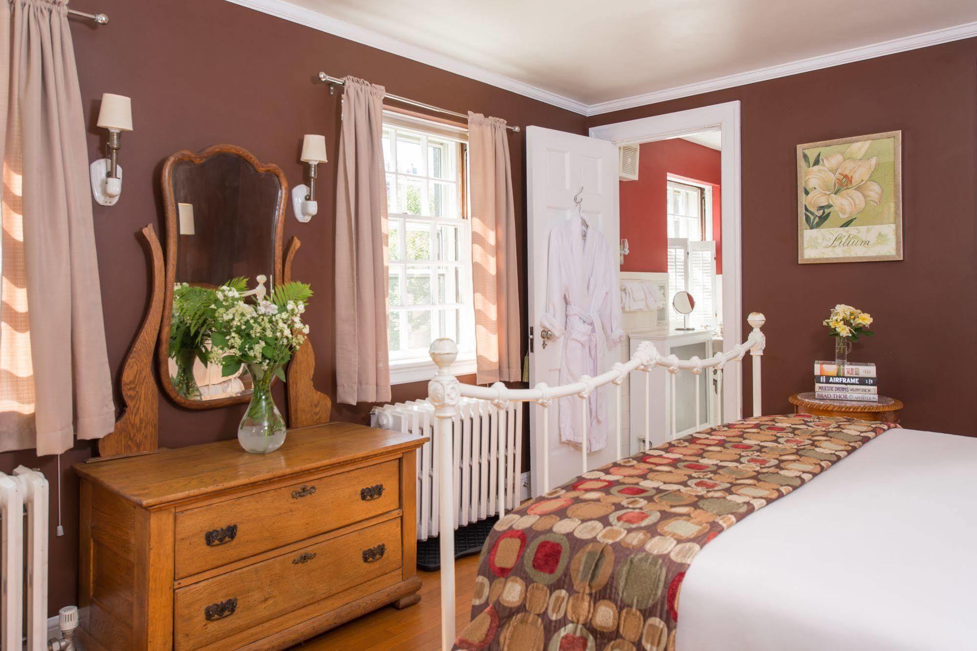 Inn On Putney Road Brattleboro Exterior foto