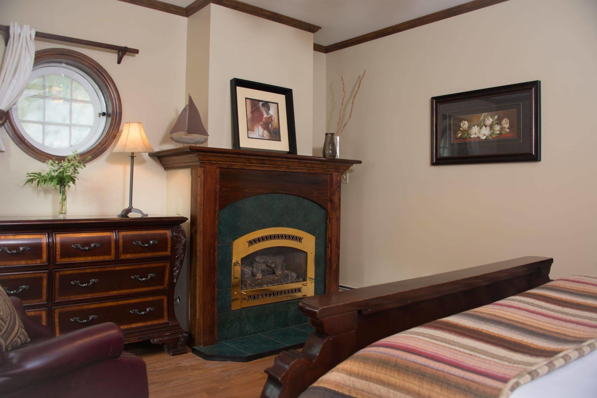 Inn On Putney Road Brattleboro Exterior foto